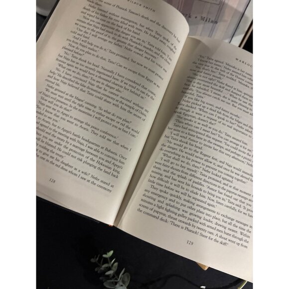 "Warlock" Hardcover Book By Wilbur Smith First U S Edition 2001 Vintage - Picture 11 of 16